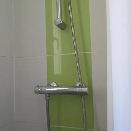 Montchapet Centre 2*