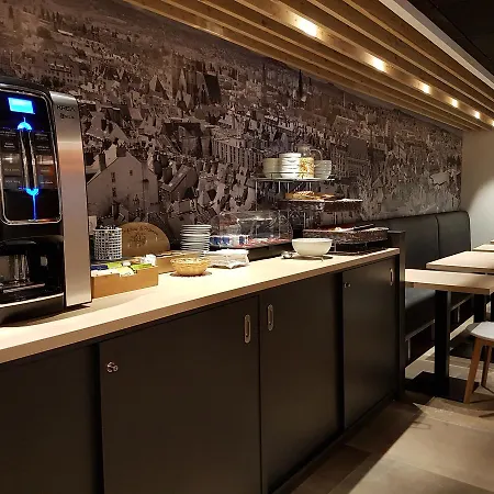 酒店 蒙特沙佩第戎中心酒店 2*