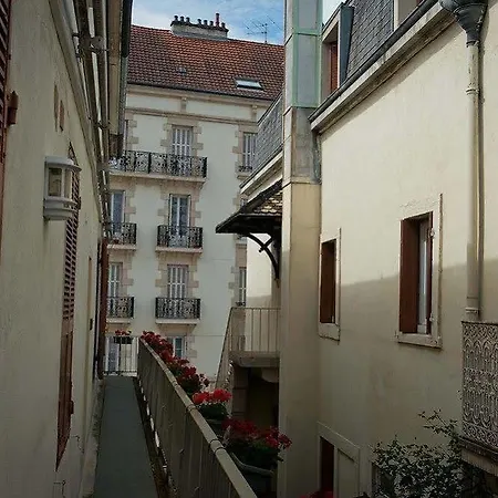 Szálloda Montchapet Centre Dijon