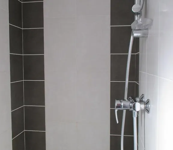 Montchapet Centre 2*