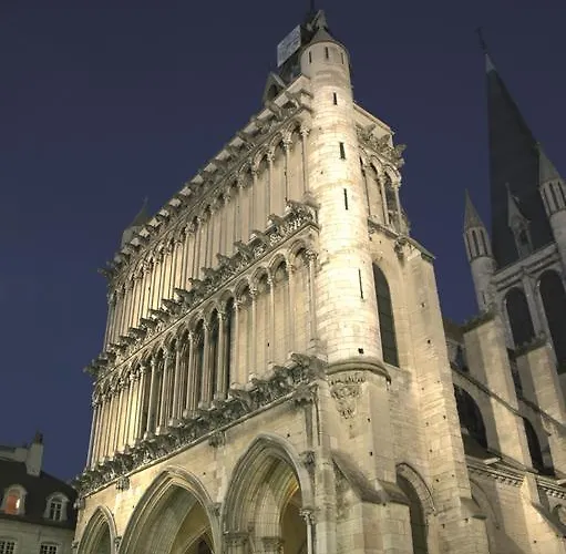 Montchapet Centre 2* Dijon