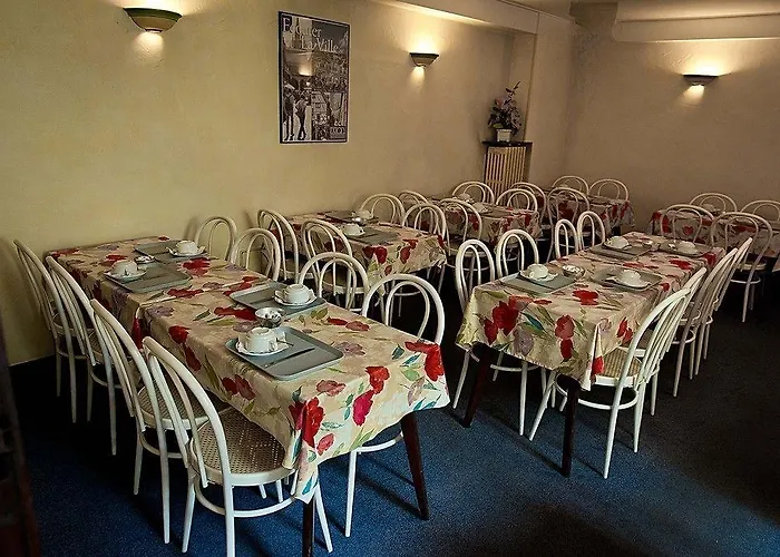 Montchapet Centre Hotel 2*