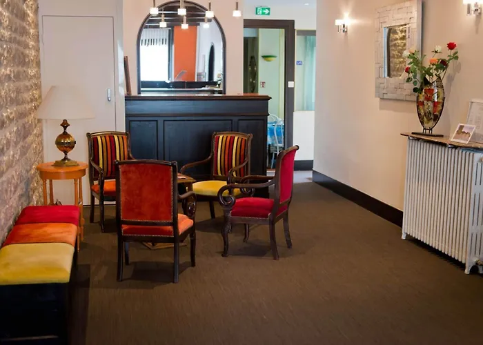 モンシャペ センター ホテル