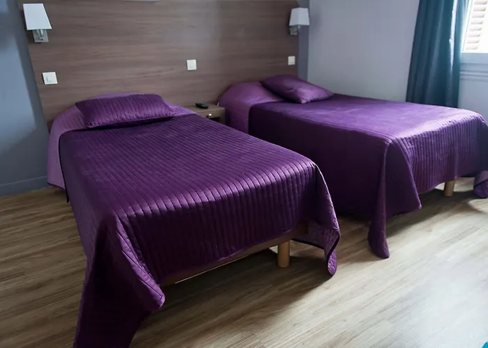 Montchapet Centre Hotel 2*