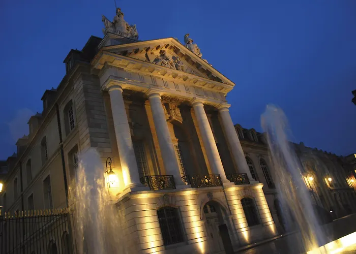 Montchapet Centre 2*